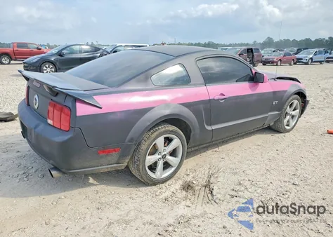 2006 Ford Mustang Gt from USA, damaged, VIN 1ZVHT82H865103946